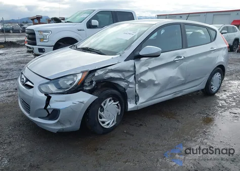 2014 Hyundai Accent Gs z USA, uszkodzony, nr VIN KMHCT5AE6EU158477